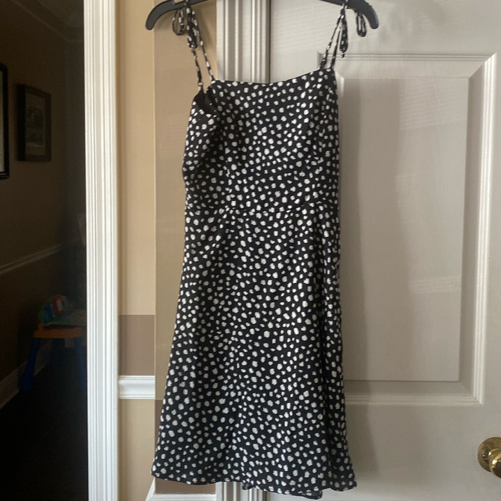 Girl's black and white dot dress